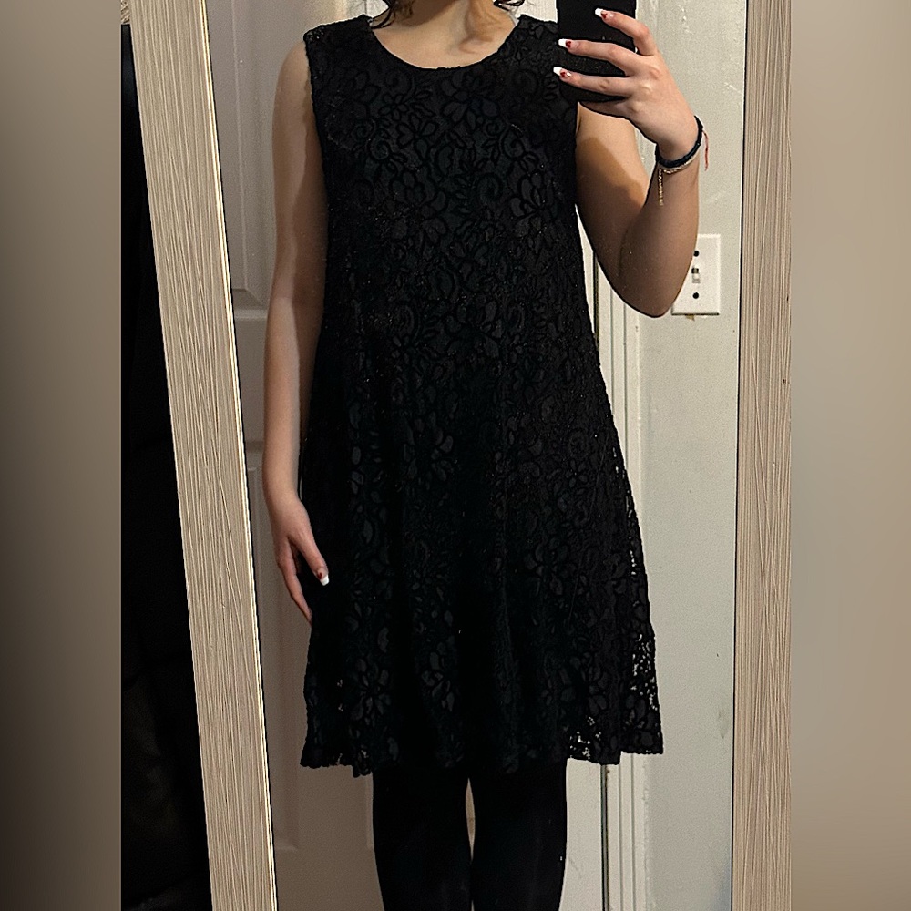 tahari black knee length embroidery dress